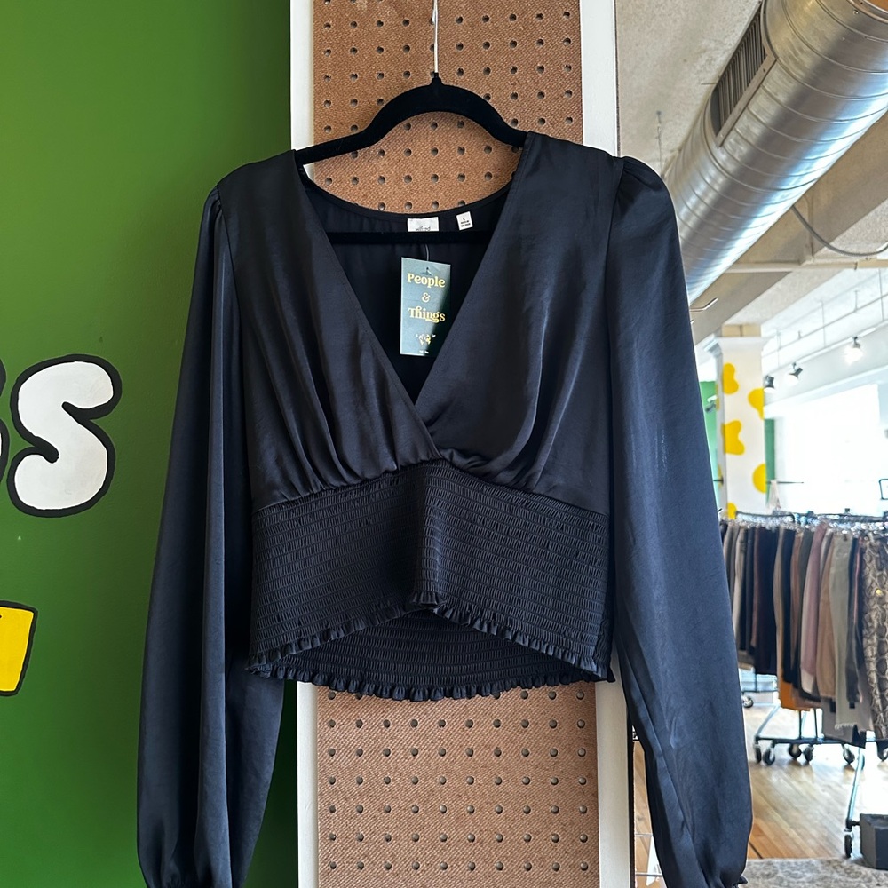 Aritzia Wilfred Black V-Neck Blouse